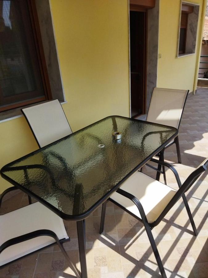 Babis Apartment Kavala Exterior foto